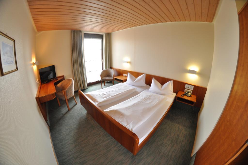 Hotel Berghof Petersberg  Exteriör bild